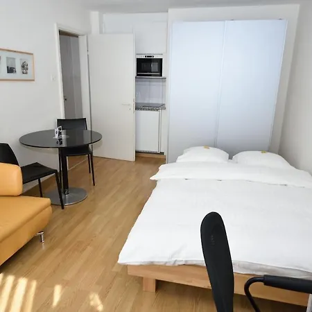 Apartament Very Centrally Located - Crown 15