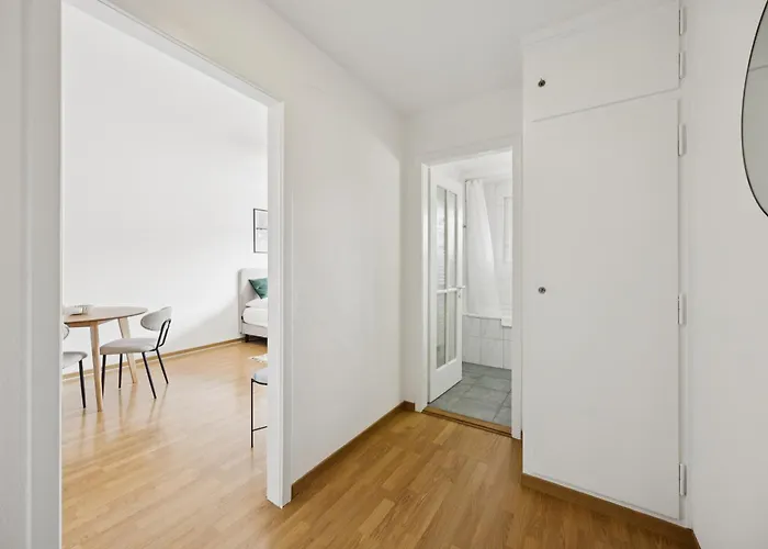 Very Centrally Located - Crown 15 公寓 *